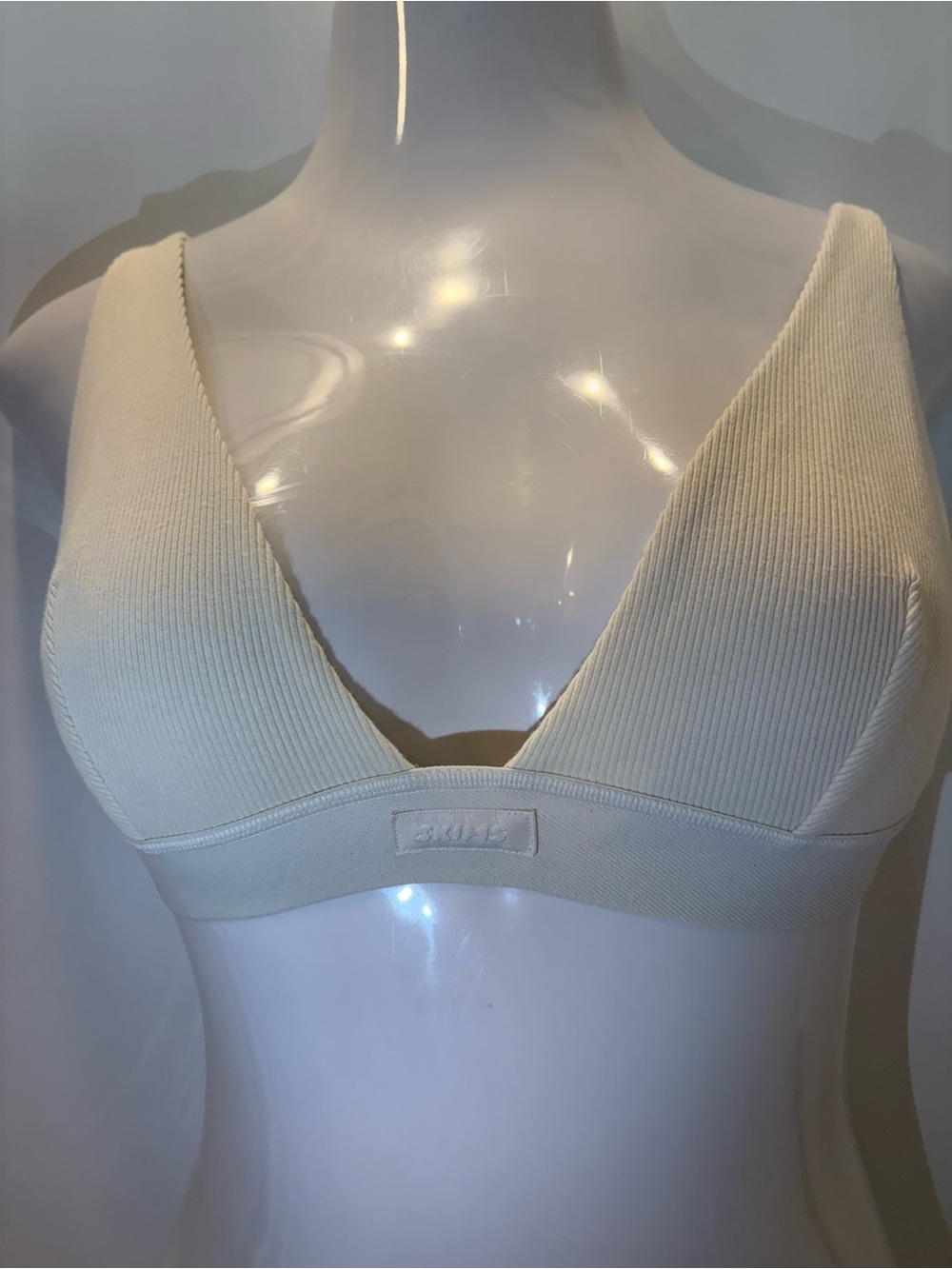 SKIMS Ribbed V-Neck Bralette - Cream